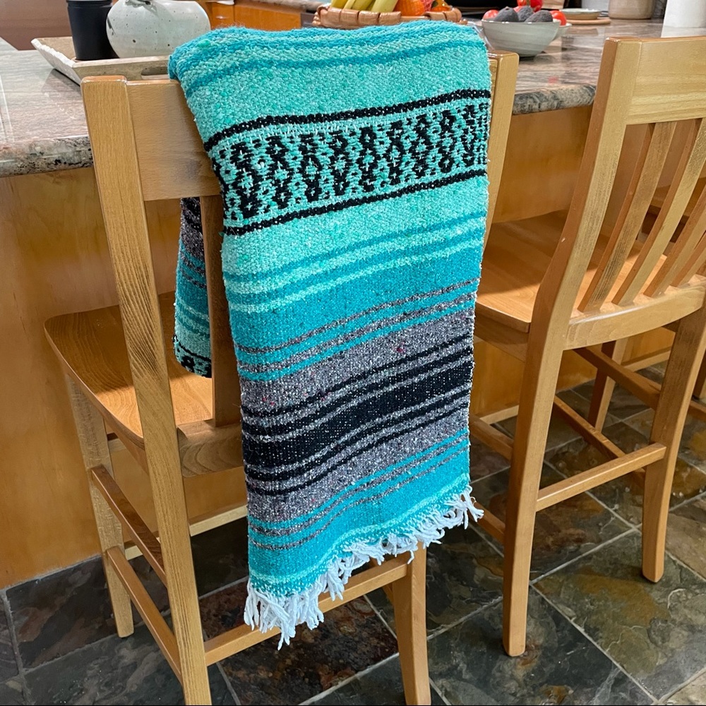 Economy Falsa Mexican Blanket